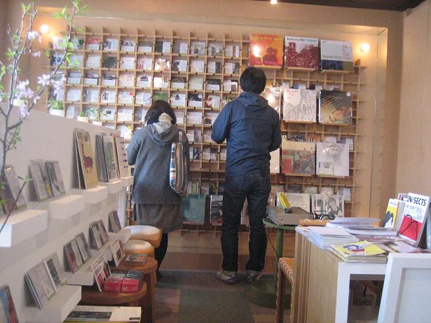 pastel records店舗移転！cafe sample２階にて営業開始！